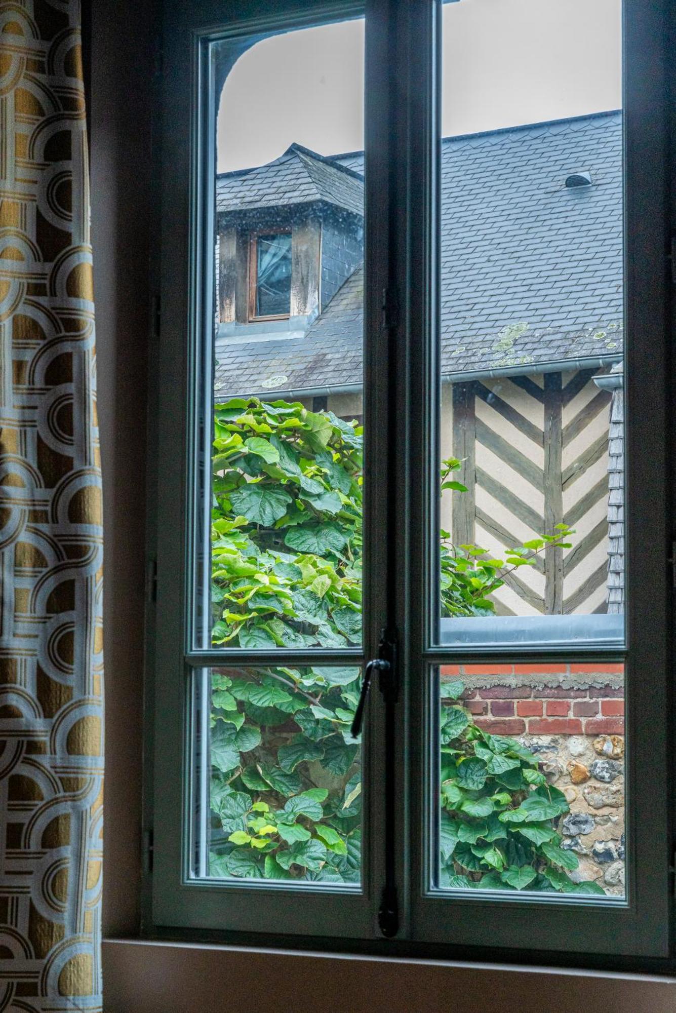 La Mondaine - Idealement Situe, Charme Honfleur Eksteriør bilde